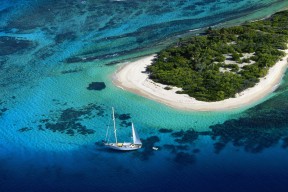 AYX体育-哥伦比亚女足在巴黎奥运会比赛中表现出色，赢得金牌，哥伦比亚 国足